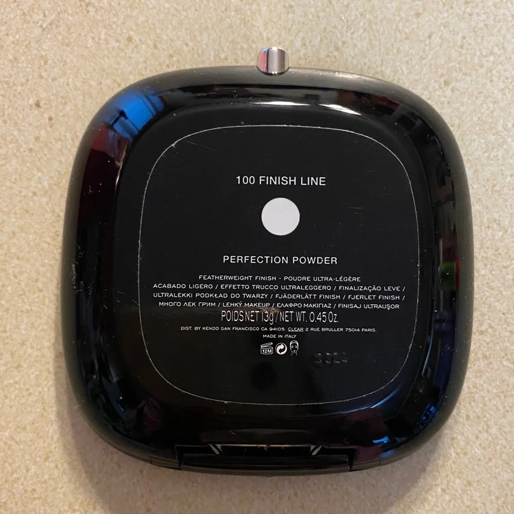 Marc Jacobs Finishing Powder Finish Line 100 Discontinued